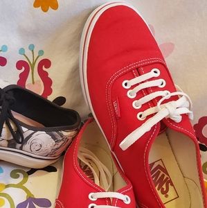 VANS NWOT size 7.5